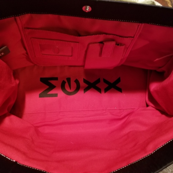 Handbag - Picture 2 of 3